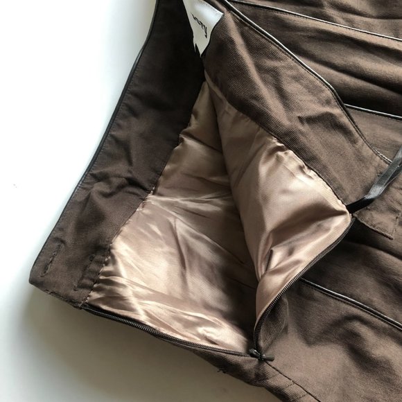 Pleated A-Line Skirt - Dark Chocolate - Picture 5 of 8